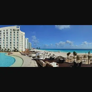 Sunset Royal ***** Cancun